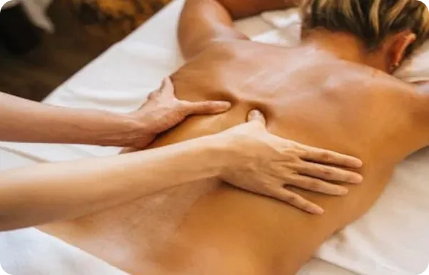 Massage at MOOD Wellness Lounge